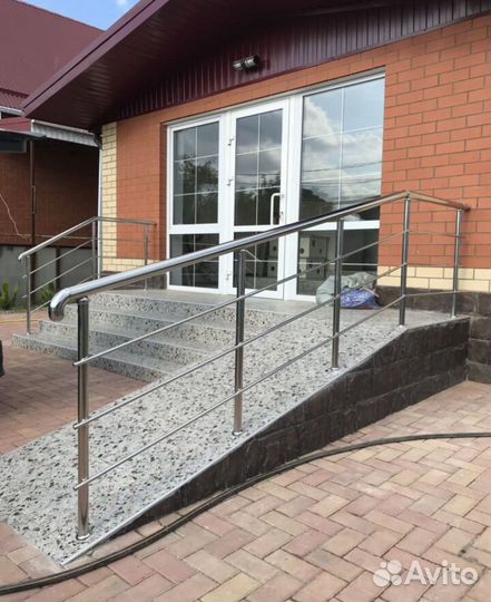 Перила на лестницу из нержавеющей стали