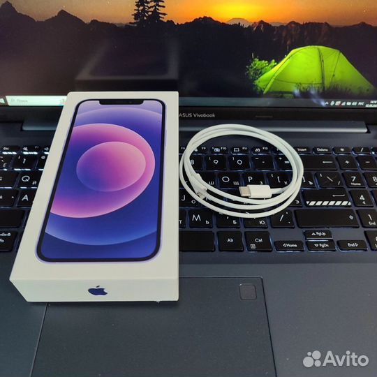 iPhone 12, 64 ГБ