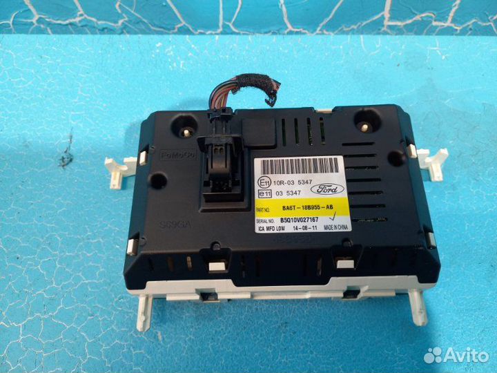 Дисплей информационный Ford Fiesta 6 CB1 hxjb 2011