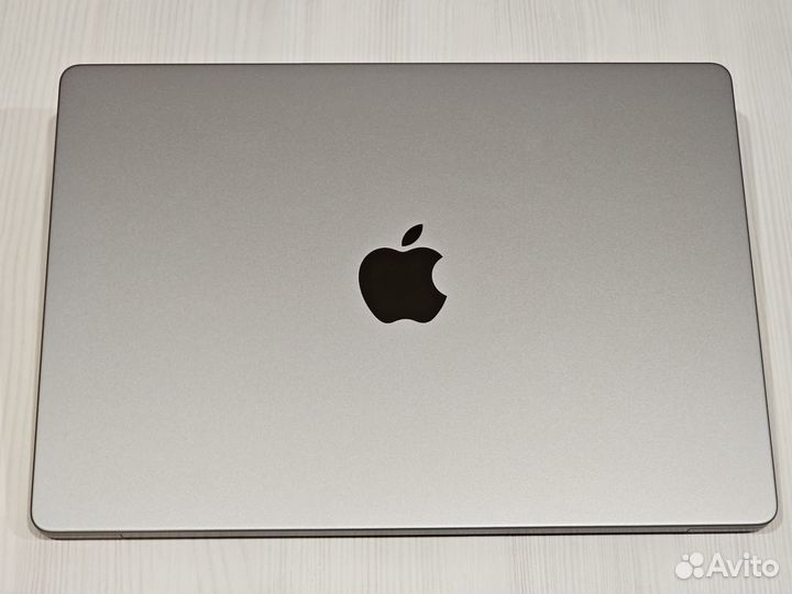 Apple MacBook Pro 14 m1 16/1Tb