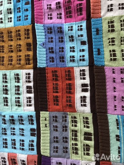 Плед вязаный на кровать