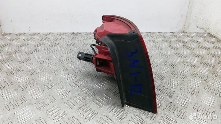 Фонарь задний правый Audi A5 8T 2009 8T0945096B