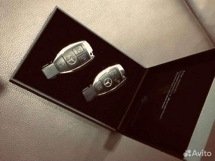 Ключ Mercedes-Benz (Новый/Keyless Go)