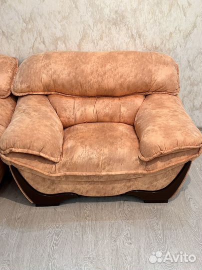 Диван и 2 кресла