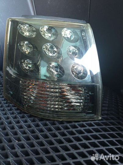 Фонарь задний левый mitsubishi outlander xl