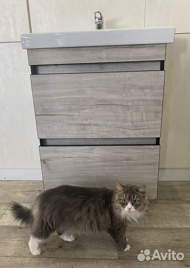 Раковина в ванную с тумбой 60 см