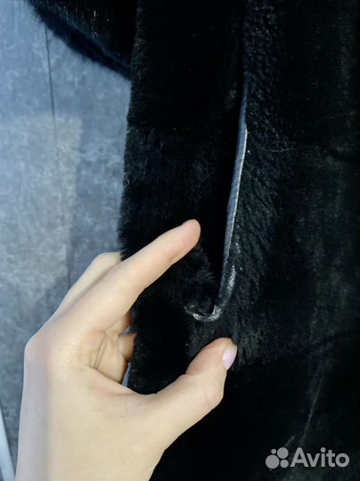 Шуба из мутона с норкой