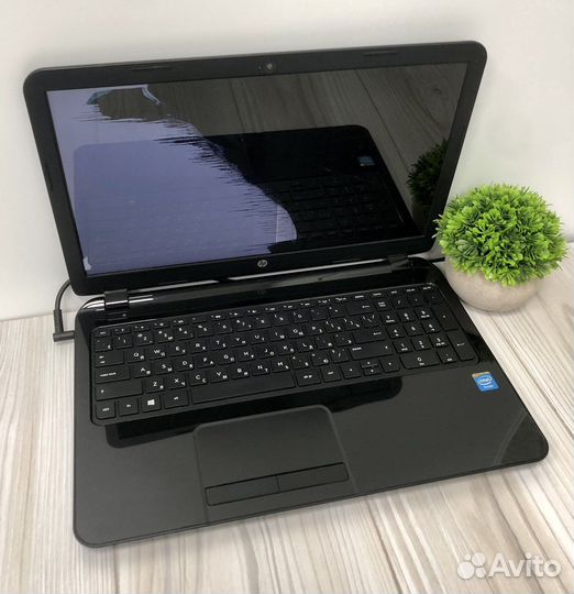 Hp 15.6 N2815 HD8570M 500GB с дефектом