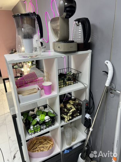 Аренда рабочего места мастера маникюра и педикюра