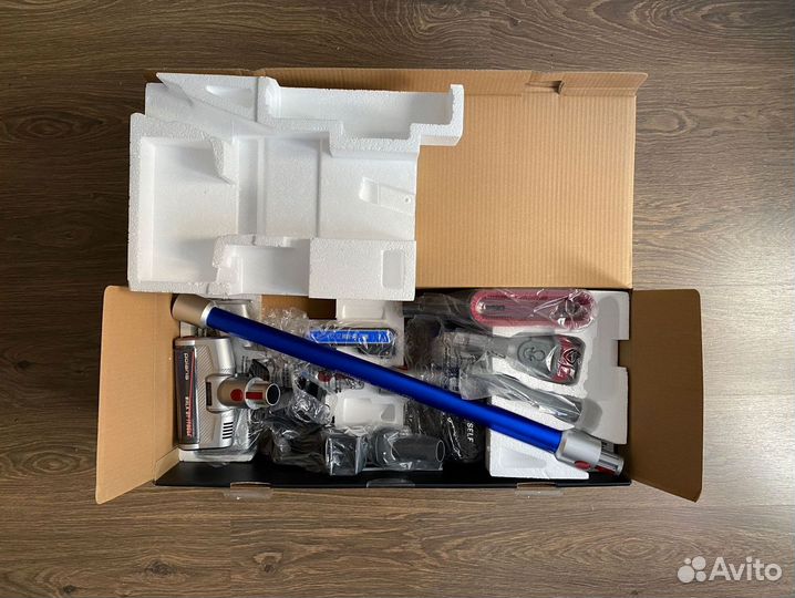 Пылесос вертикальный Polaris pvcs1102 handstickpro