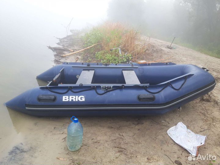 Лодка brig b310