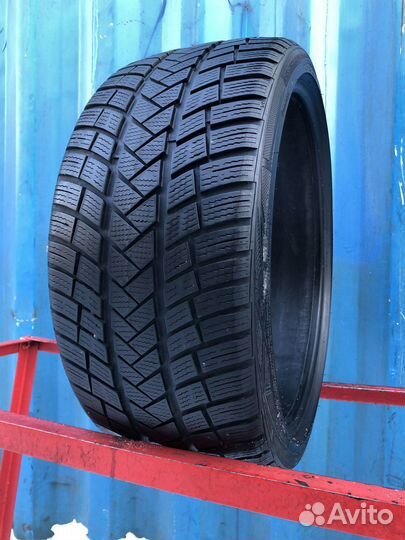 Vredestein Wintrac Pro 235/35 R19