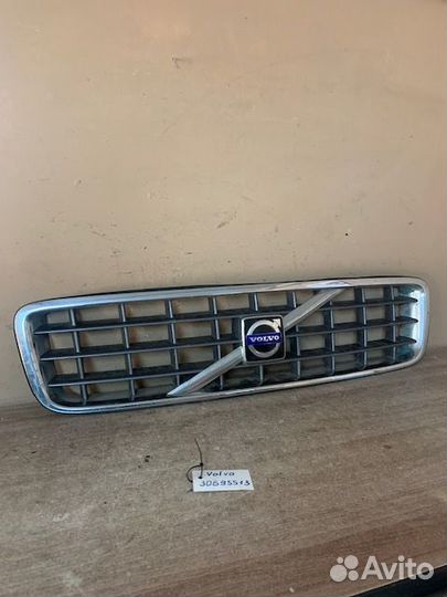 Решетка радиатора Volvo XC90