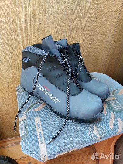 Роликовые коньки