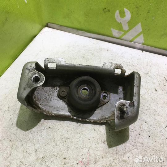 Кронштейн кпп левый Пежо 206