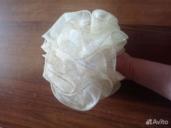Банты для волос праздничные