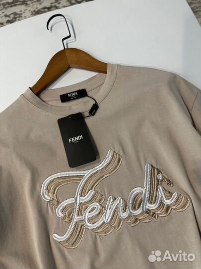 Футболка Fendi женская