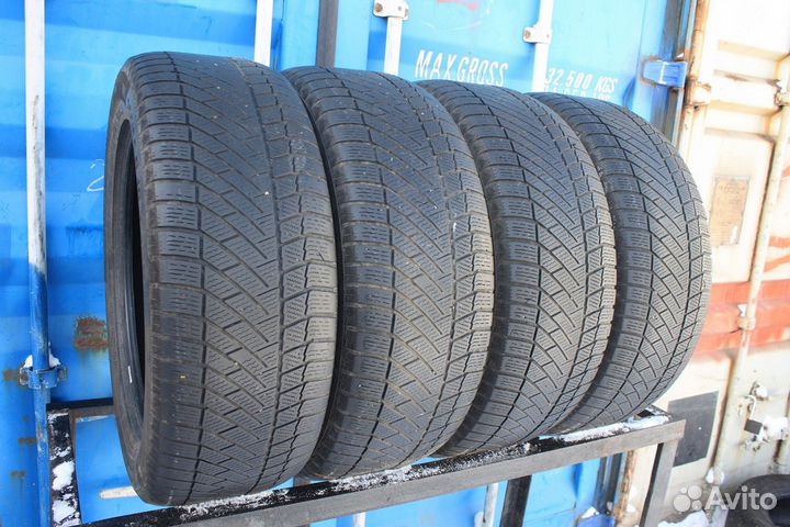 Continental ContiVikingContact 6 255/55 R19