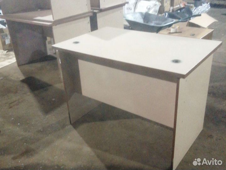 Стол письменный и для пк бежевый 110 см