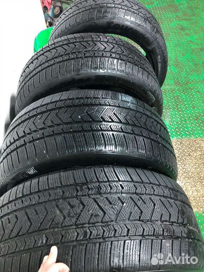 Event Limus 4x4 295/40 R21 131J
