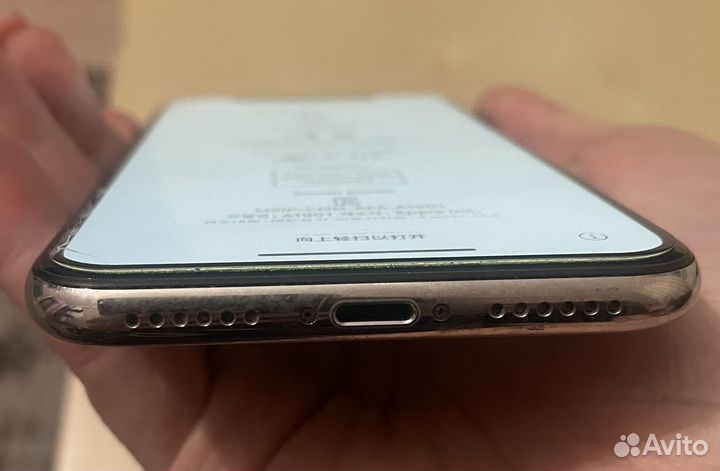 iPhone X, 64 ГБ