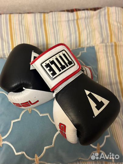 Боксерские перчатки 14 oz