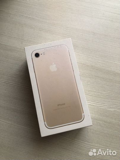 Коробка от 7 айфона