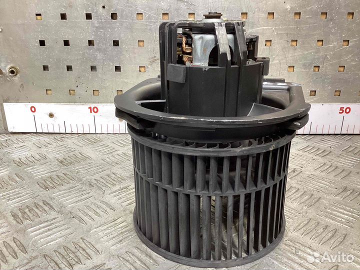 Моторчик печки Opel Vectra B