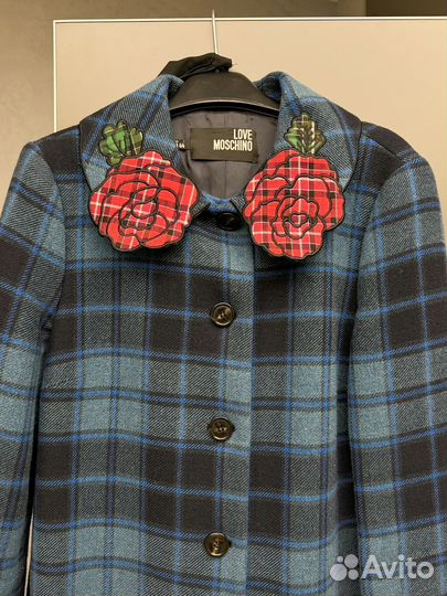 Love moschino пальто