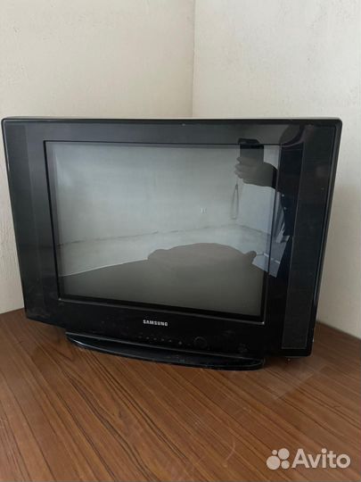 Телевизор samsung