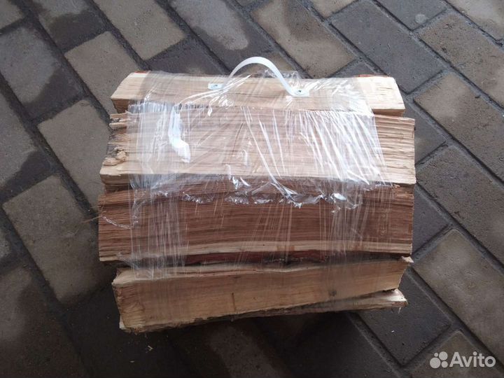 Продаю дрова вязанки.Дуб,ясень(для бань и мангала)