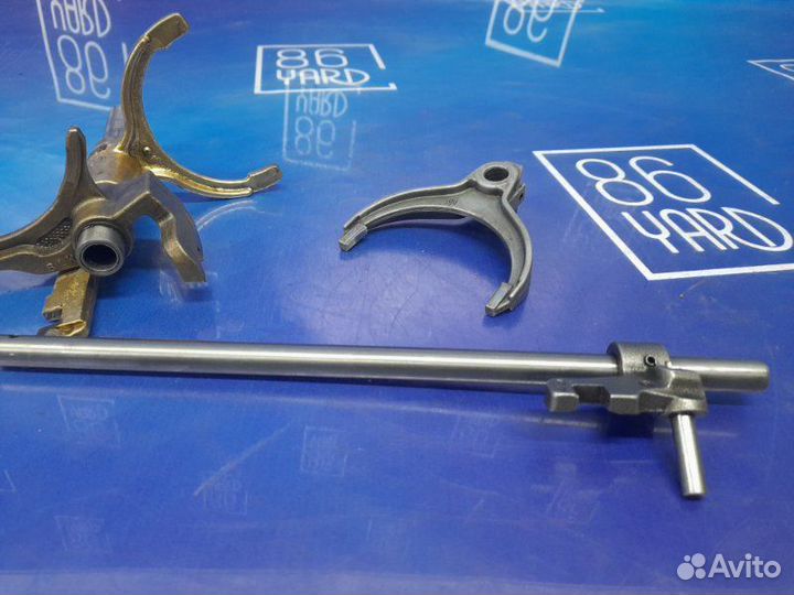 Вилка включения кпп Ford Focus CB4 hxdb 2007