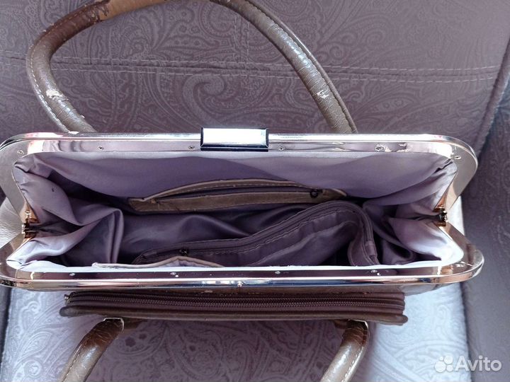 Сумка женская из кожзаменителя