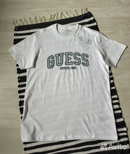 Новая футболка Guess Оригинал