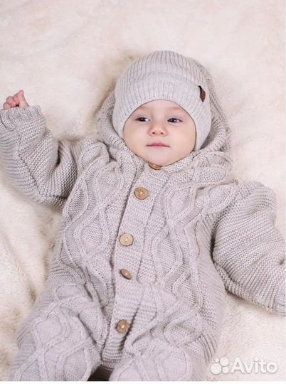 Комбинезон и шапочка