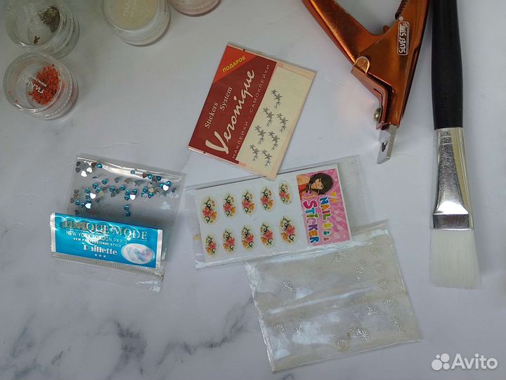 Материалы для наращивания, маникюра, творчества