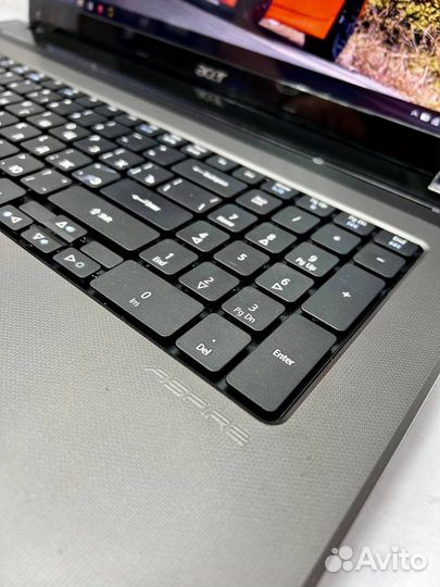 Ноутбук Acer i7-2670QM/17.3