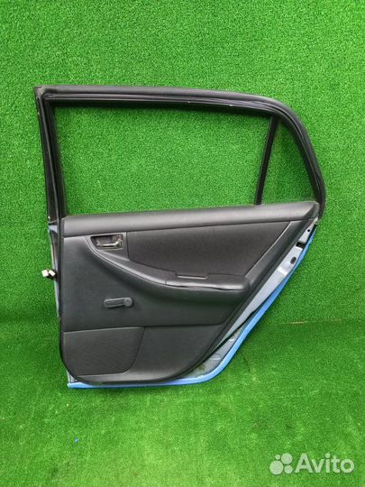 Дверь задняя правая Toyota Corolla ZZE121 3zzfe