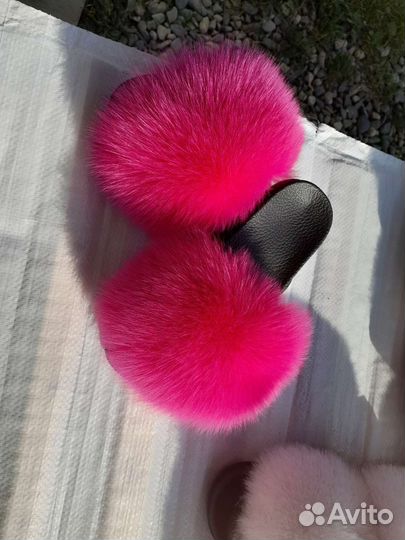 Песцовые шлепки