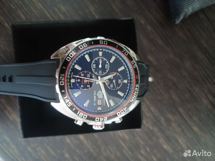 Мужские наручные часы хронограф