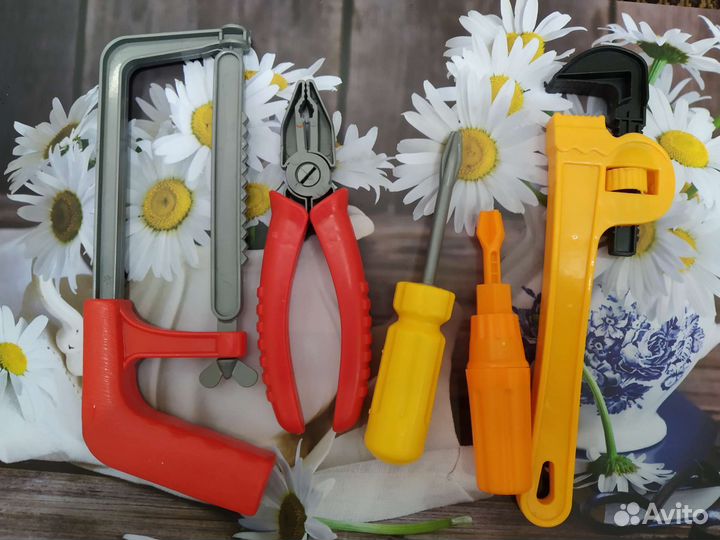 Детские игрушки инструменты