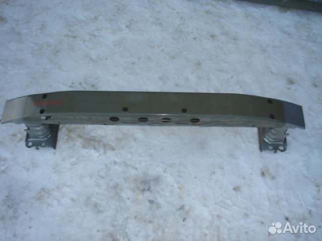 Усилитель Бампера Toyota Avensis T25 2003-2008