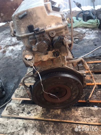 Двигатель Mitsubishi Outlander 2.4 4G69 2006