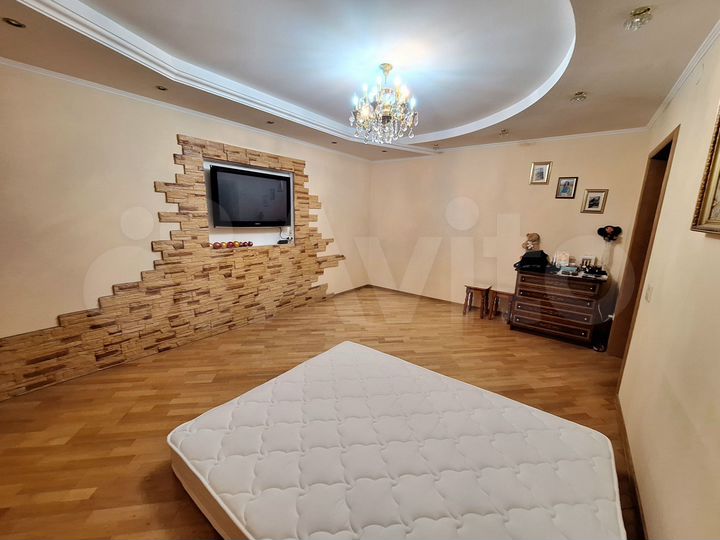 2-к. квартира, 65,4 м², 4/17 эт.