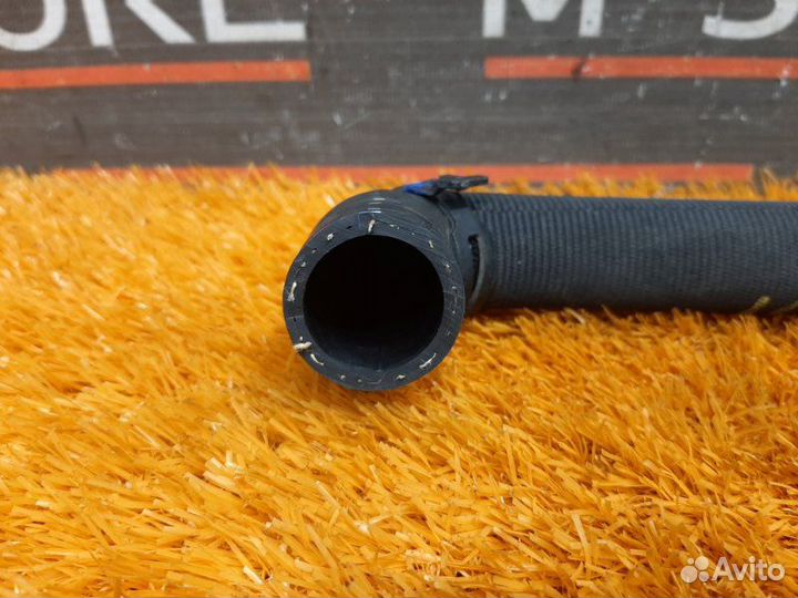 Патрубок расширительного бачка Mercedes-Benz