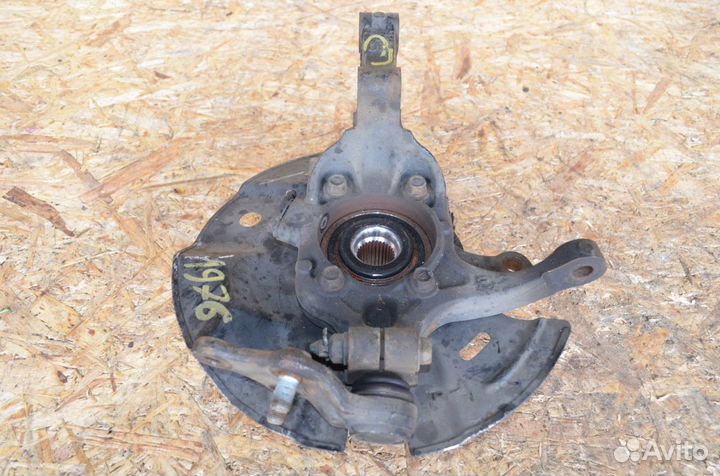 Кулак поворотный передний правый Hyundai Santa Fe