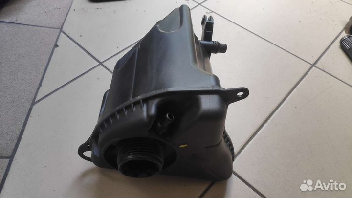 Расширительный бачок BMW 5 F10