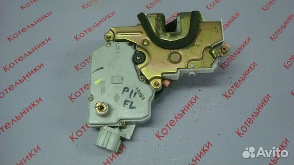 Nissan 80503-2F000 Замок передний левый