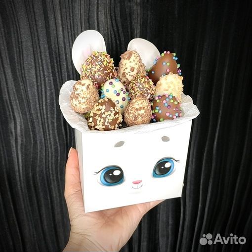 Клубника в шоколаде, детский подарок