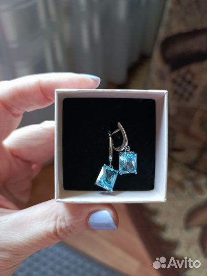 Серьги серебро с голубым топазом
